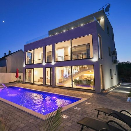 Rhapsody in Green - Luxury villa in Zadar Crno Buitenkant foto