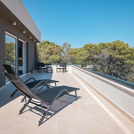 Rhapsody in Green - Luxury villa in Zadar Crno Buitenkant foto