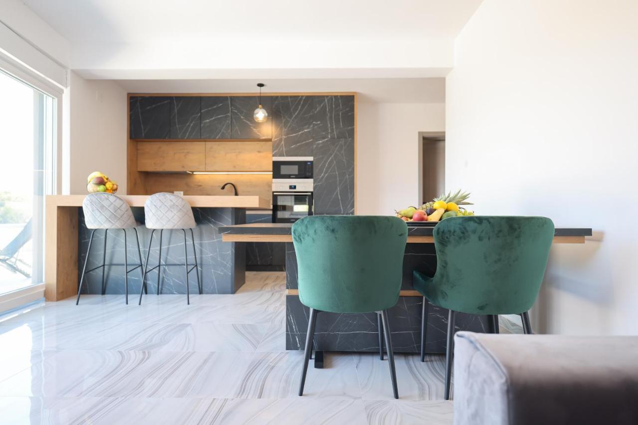 Rhapsody in Green - Luxury villa in Zadar Crno Buitenkant foto
